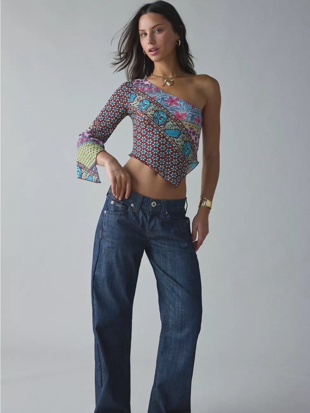 URBAN OUTFITTERS Kimchi Blue Paige Asymmetric One-Shoulder Mesh Top - Picture 2 of 7